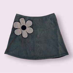 VINTAGE PEEP STUDIO OLIVE GREEN MINI SKIRT, SZ M